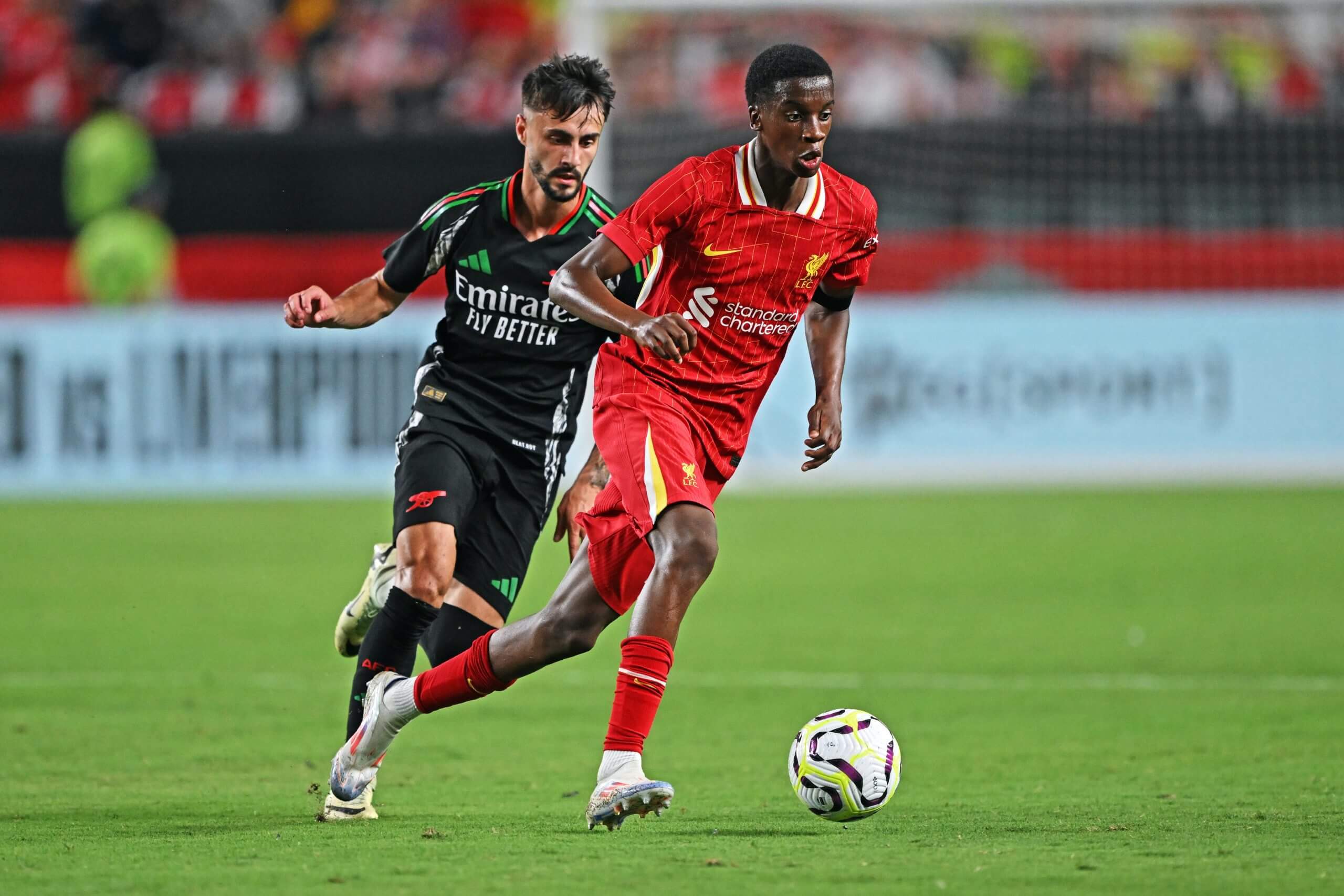 开云网页入口 - 集结日罗马备战荷甲，临场应变细节曝光，引发热议，年轻球员得到机会