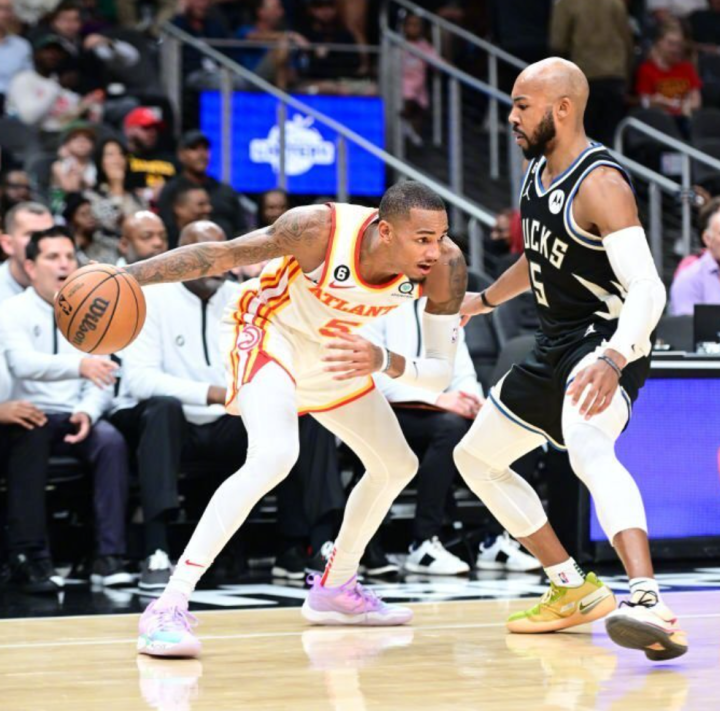 关于清晨葡超传出新动向；密尔沃基雄鹿再遭质疑；管理层表态：态度坚定；医务组通报恢复的信息